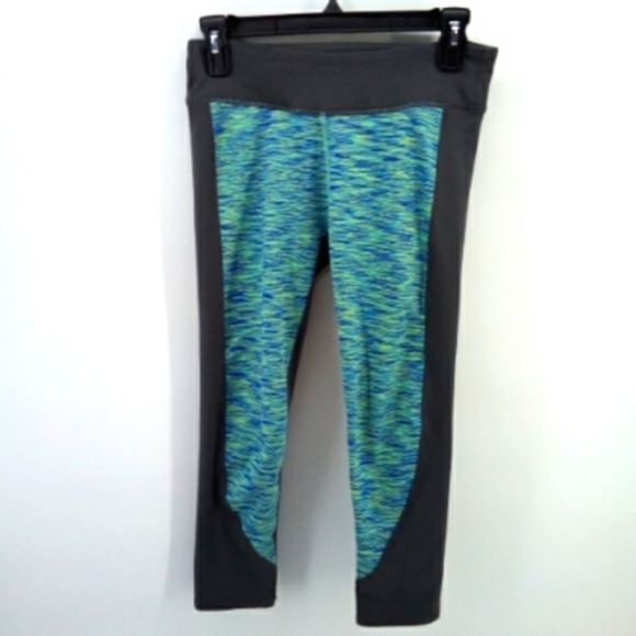 Fabletics Salar Capri Green Blue Gray Waist Pocket Multicolored Leggings XS - Picture 1 of 11